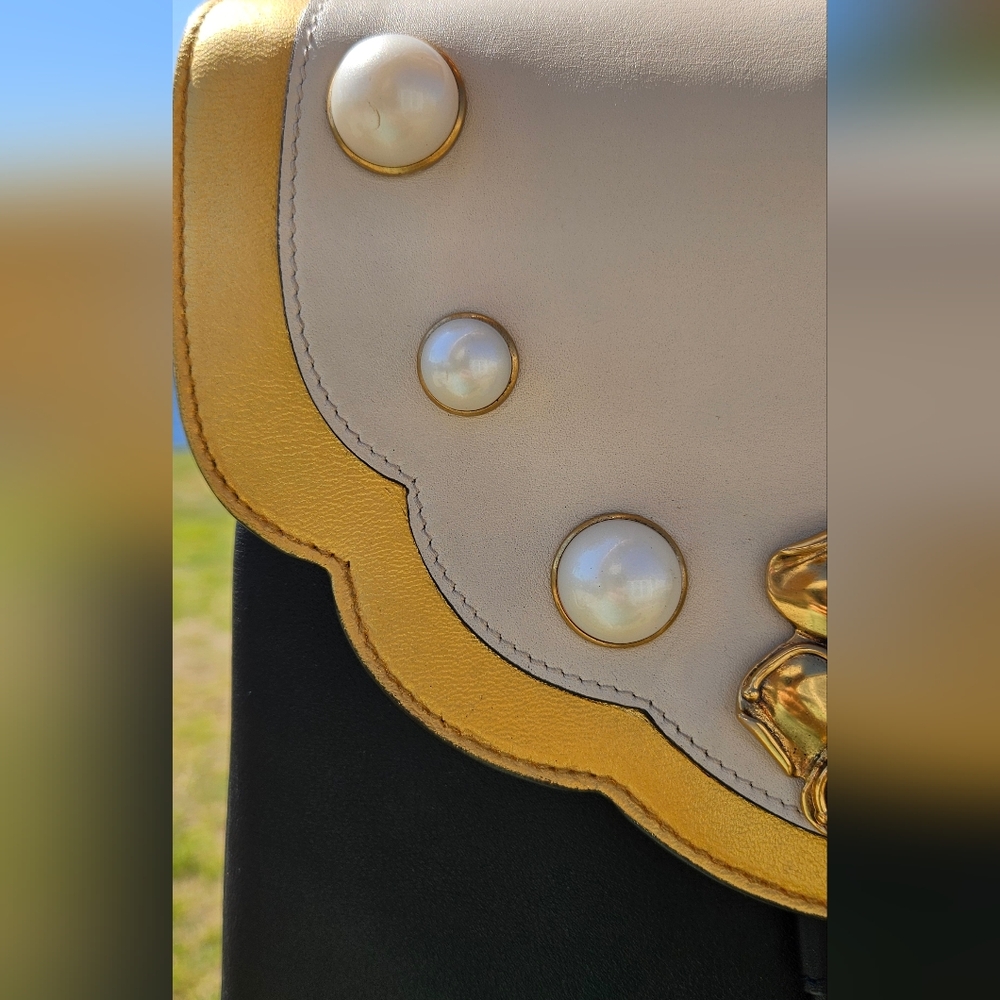 GUCCI (LNC) PEARL PEONY CHAIN BACKPACK - Picture 14 of 16